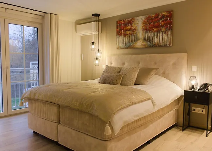 L'oree Du Bois Bed & Breakfast Waver